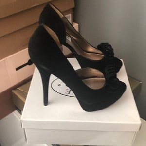 Black high heel Steve Madden